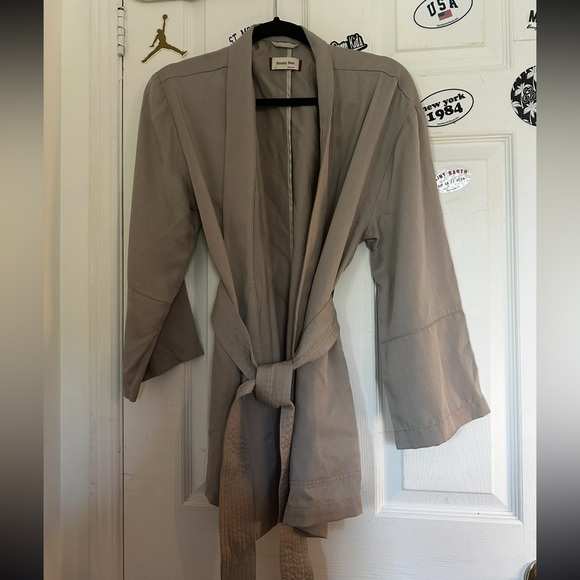 Sunday Best Robe Tie Blazer - Picture 3 of 5